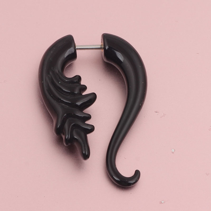 Acrylic Fake Snail Ear Piercing Earrings Asymmetric Geometric Style - Image 3