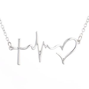European American Simple Heart Clavicle Necklace Fashion New Jewelry
