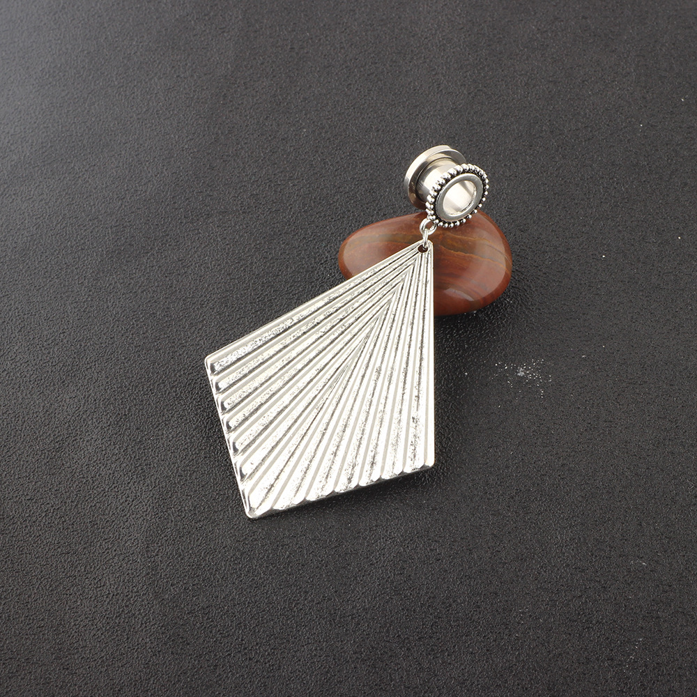 Fan-Shaped Retro Ear Expansion Brushed Gold Foil Pendant Auricle Earring - Amber Silver 25mm Single - Image 4