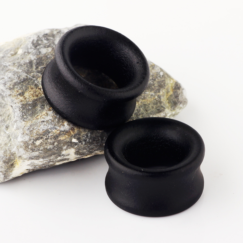 European American Punk Hollow Black Wood Ear Expansion Jewelry Body Piercing Auricle Ear Expander - Image 5