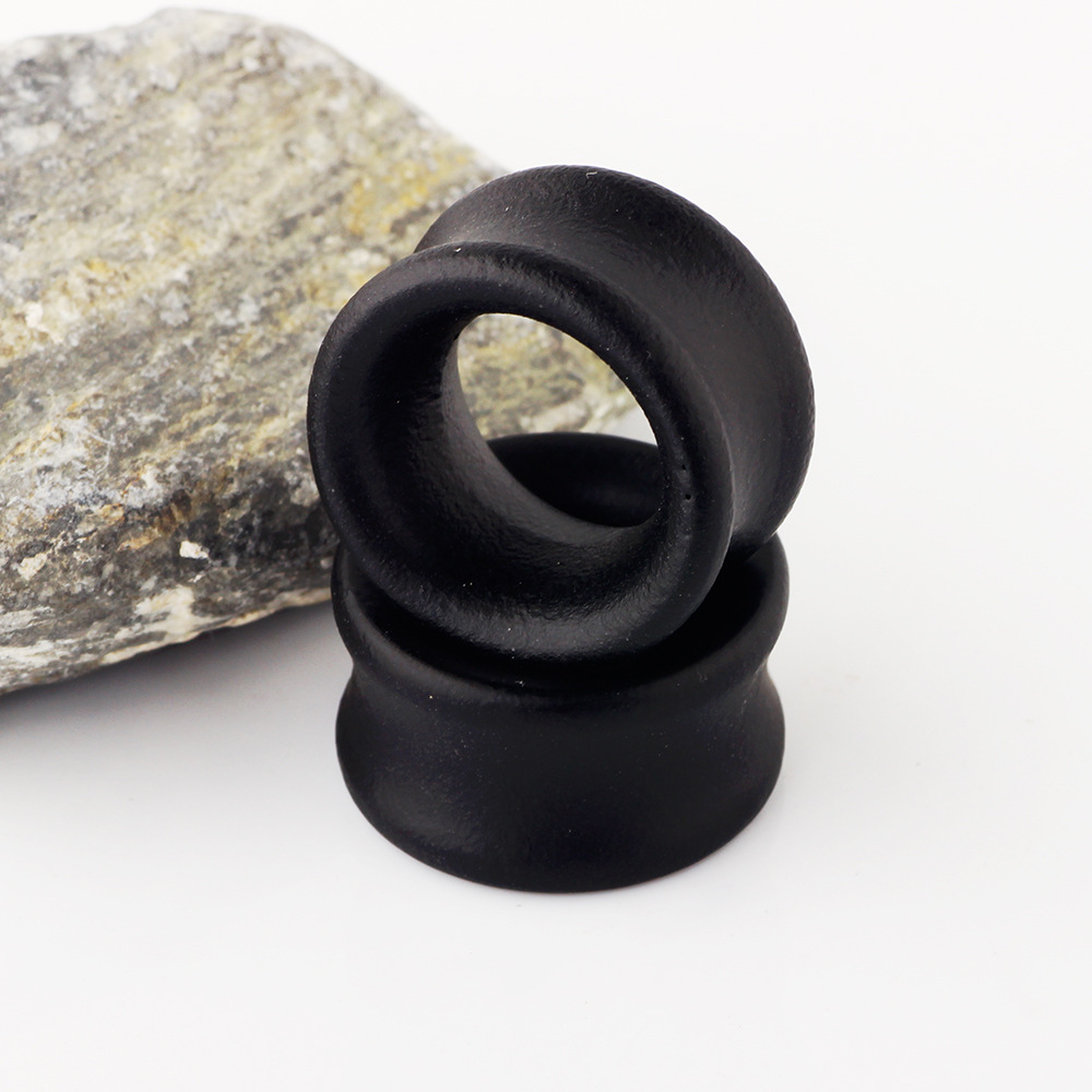 European American Punk Hollow Black Wood Ear Expansion Jewelry Body Piercing Auricle Ear Expander - Image 4