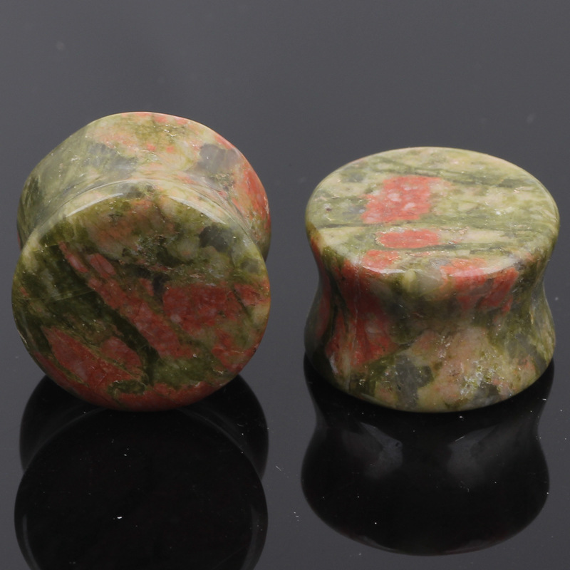 European American Style New Emerald Stone Reamer Ear Expander Body Piercing Ear Studs - Image 2