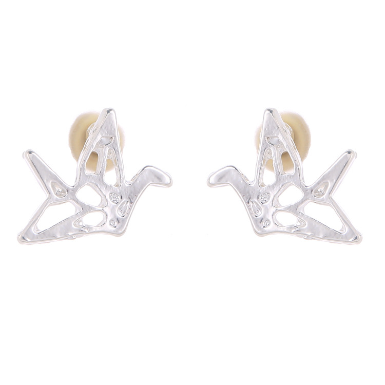Hollow Paper Crane Stud Earrings Alloy Electroplated Cute Pigeon Flat Stud Ear Pin Wholesale - Image 2
