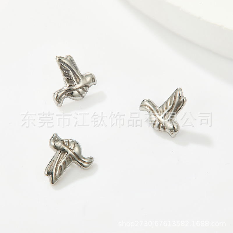 JT573 G23 Titanium Pigeon Ear Stud Ear Piercing Jewelry Animal Cartilage Earring Gold - Image 4