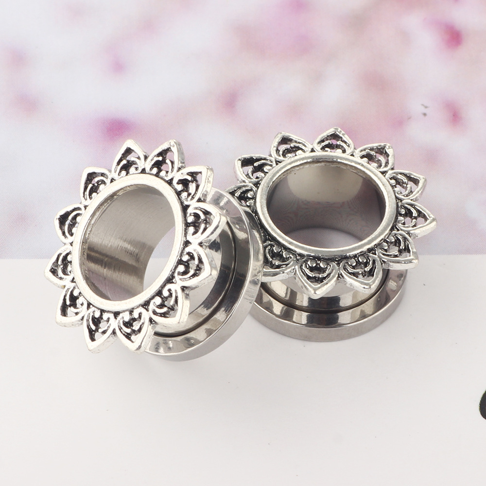 Hollow Flower Ear Stretcher Stainless Steel Auricle Body Piercing Jewelry - Image 3