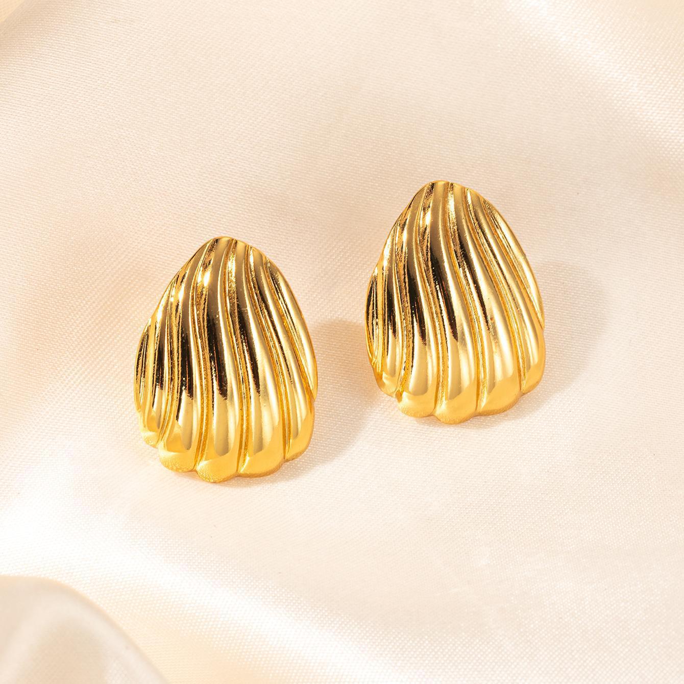 Three-Drop Water Shape Irregular Earrings Stainless Steel Gold 18K Gold Plated Trendy Unisex Ear Piercing Jewelry Wholesale - Image 3
