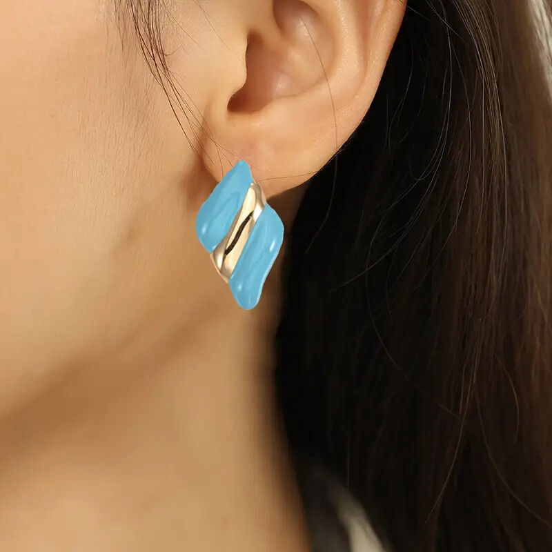 Geometric Stainless Steel Earrings - Conch Jewelry Retro Simple Style for Women - Image 2