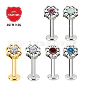 Flower-Shaped Zircon-Inlaid G23 Titanium Alloy Cartilage Earring Ear Piercing Jewelry