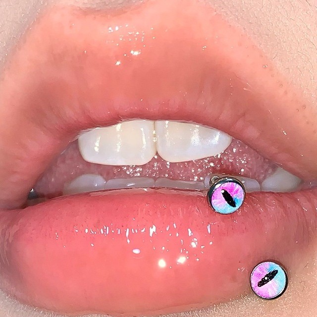 Blue-Pink Gradient Clear Pupil Lip Ring C-Ring Internally Threaded Oil-Drip Magic Pupil Hot Girl Sweet Cool Style Piercing Jewelry - Image 4