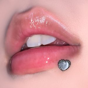 Heart Cat's Eye Stone Lip Stud 16mm Internally Threaded 3 Colors Titanium Steel Lip Piercing Jewelry