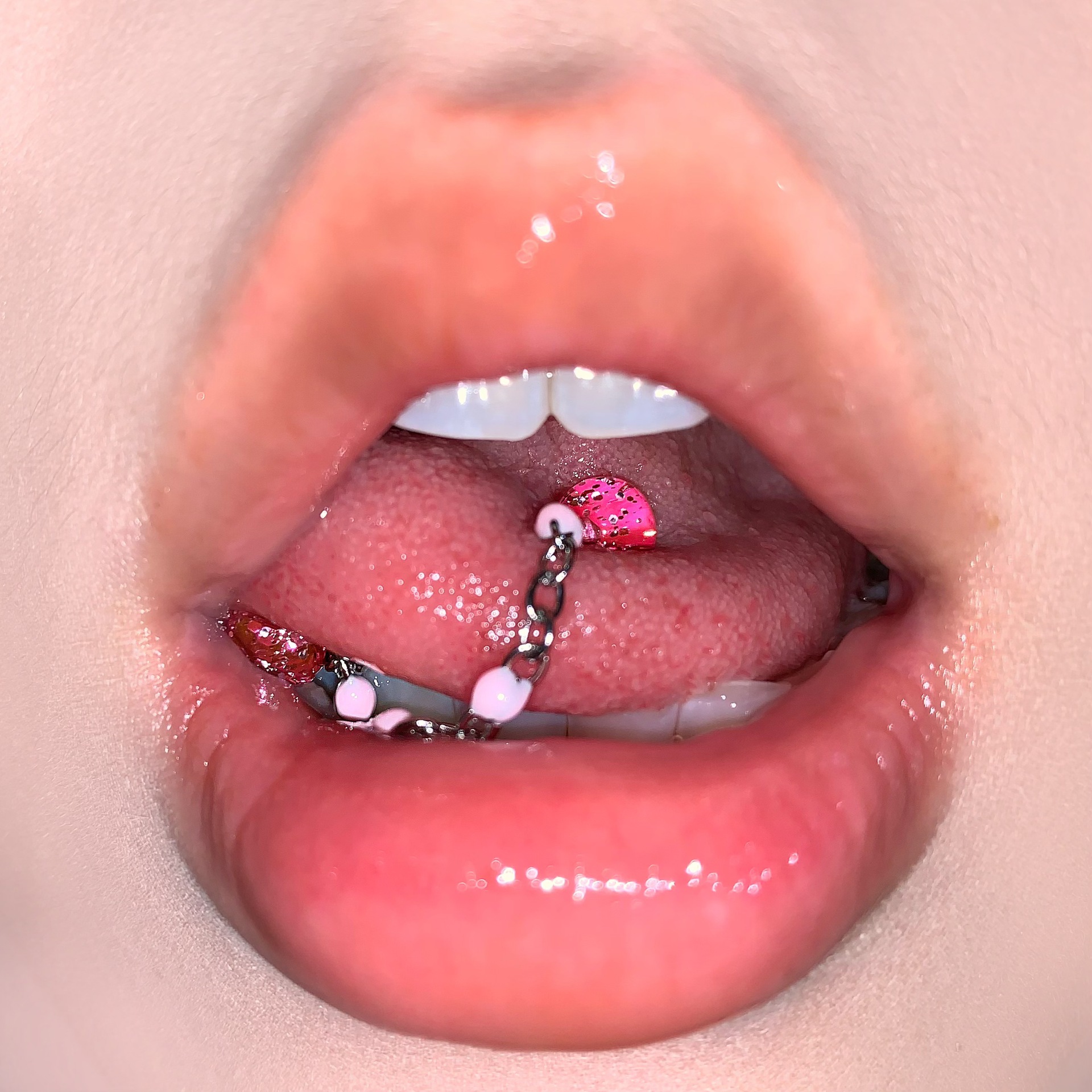 Double-Ended Fine Glitter Chain Tongue Barbell, Detachable Acrylic Gradient Hot Girl Sweet Cool Piercing Jewelry, Cross-Border Wholesale - Image 2