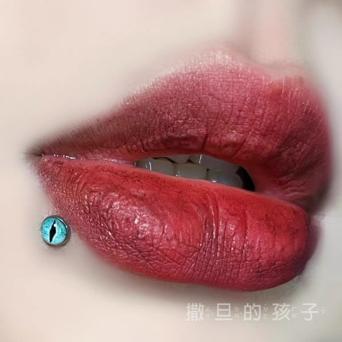 16mm 1.2mm Lip Ring Labret Stud Internally Threaded 316L Surgical Steel Sweet Cool Style Gold - Image 2