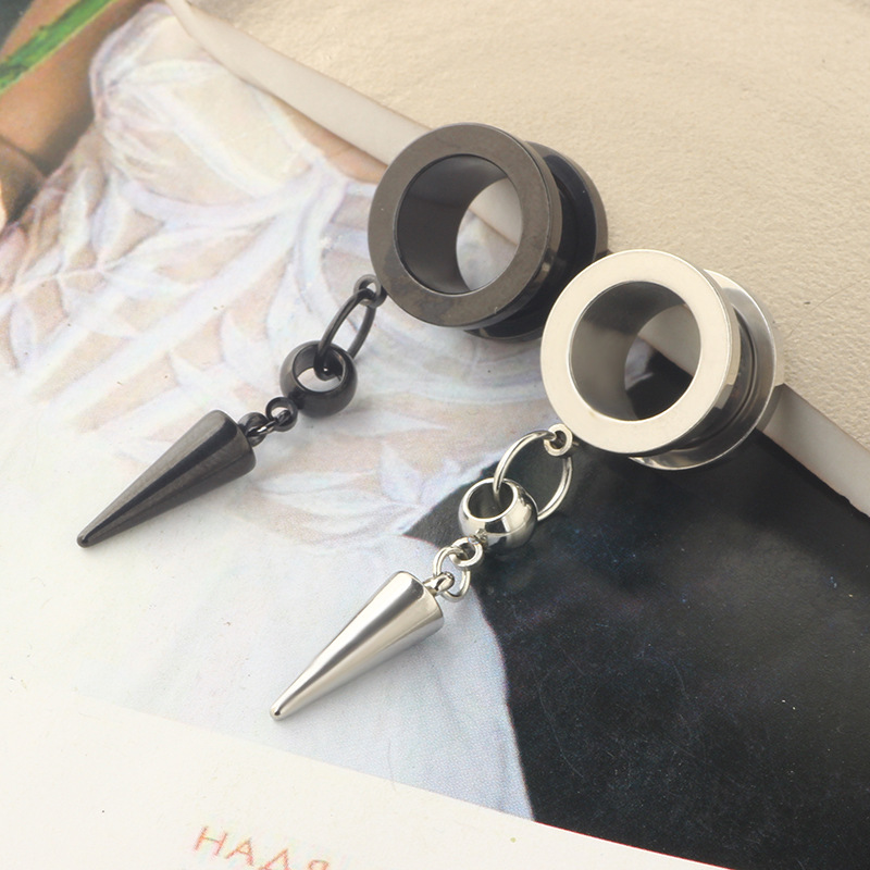 W02 Black 25mm External Thread Pointed Cone Auricle Expander Earring - 316L Surgical Steel - Image 3