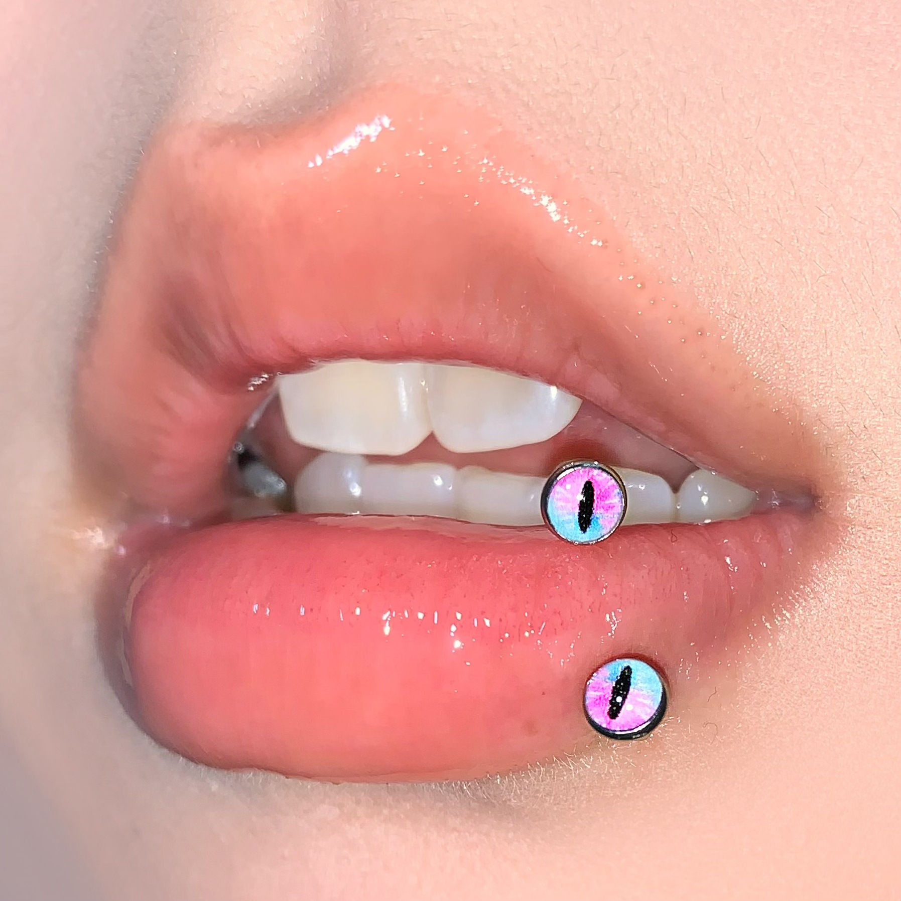 Blue-Pink Gradient Clear Pupil Lip Ring C-Ring Internally Threaded Oil-Drip Magic Pupil Hot Girl Sweet Cool Style Piercing Jewelry - Image 2