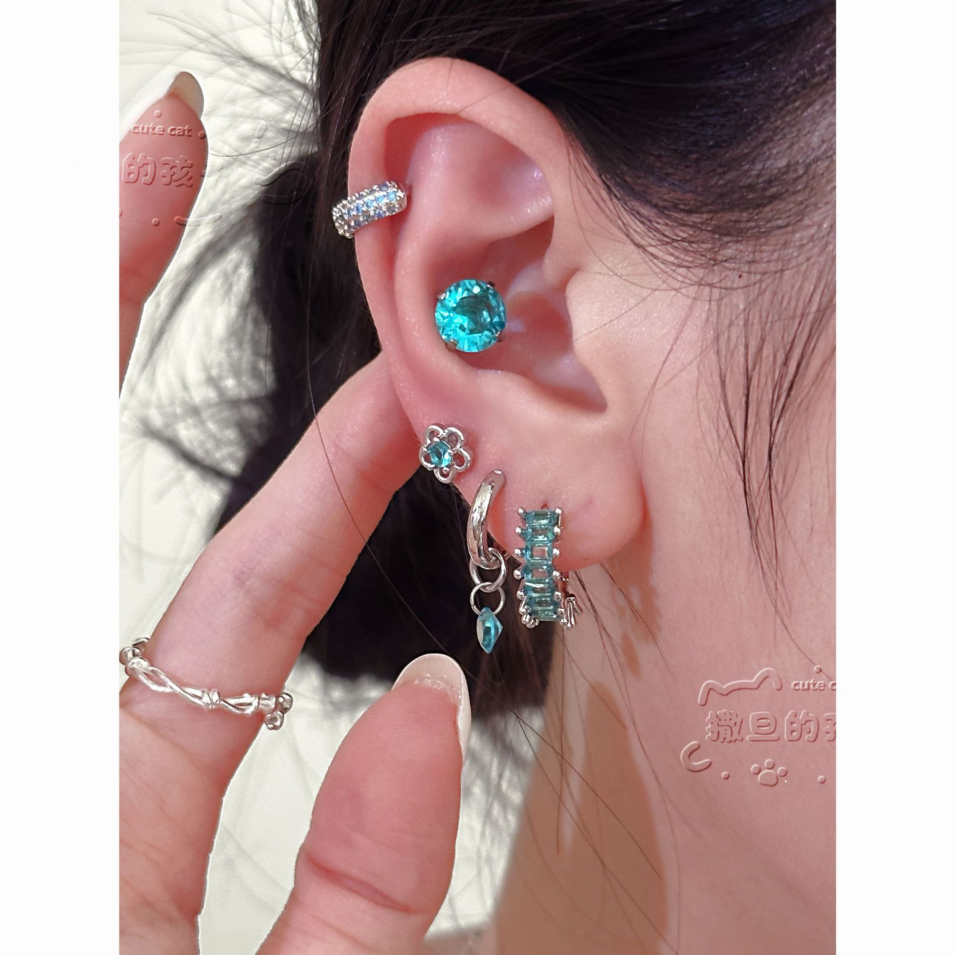 Satan's Child Ice Blue Flower Earrings - 316L Surgical Steel Cartilage Stud with CZ, Suitable for Helix Tragus Conch, Sleep-Friendly Small Earring - Image 4