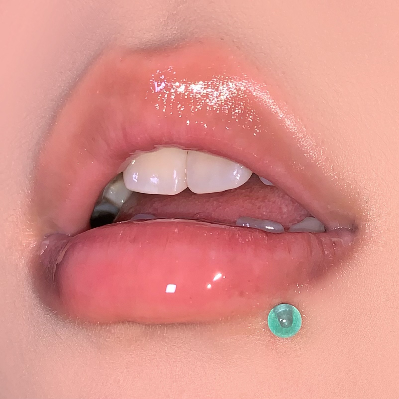Solid Color Acrylic Ear Bone Nail Straight Nail Lip Piercing Jewelry 316L Surgical Steel External Thread Niche Hot Girl - Image 2