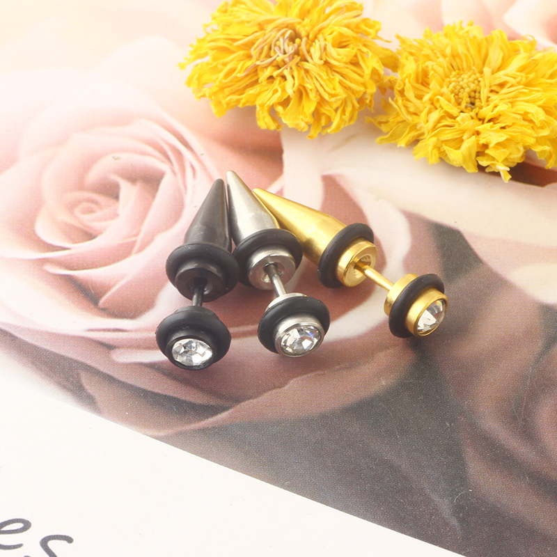 Fashion Titanium Steel Stainless Steel Pointed Cone Bullet Stud Earrings for Boys - Image 2
