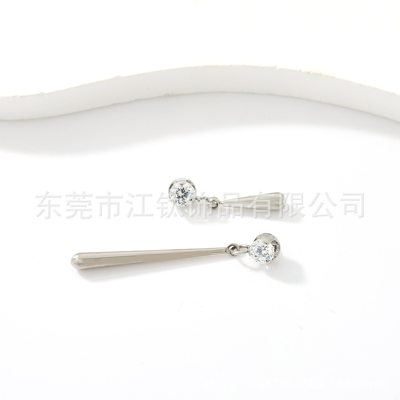 JT627 Titanium Alloy Hollow Water Drop Pendant Earring with Zircon for Cartilage Piercing - Image 3