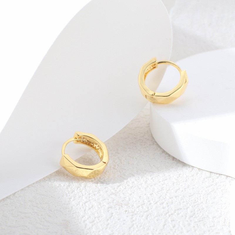 European American Rhombus Earrings High-End Girls Light Luxury Small Fragrance Earrings Elegant Glossy Earrings - Image 3