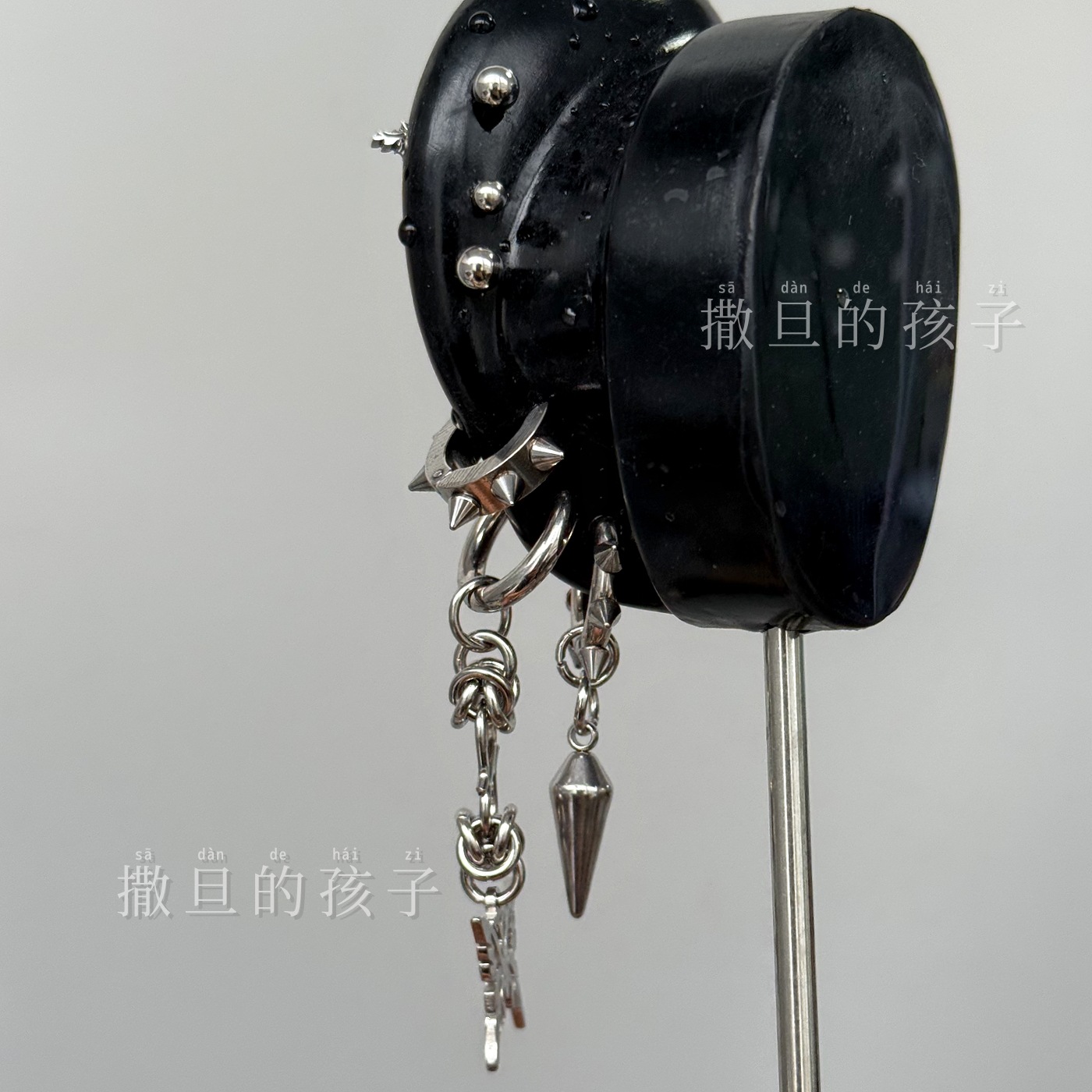 Punk Earrings Rebellious Romance Niche Design Dark Punk Style Subculture Ear Bone Studs Titanium Steel - Image 3
