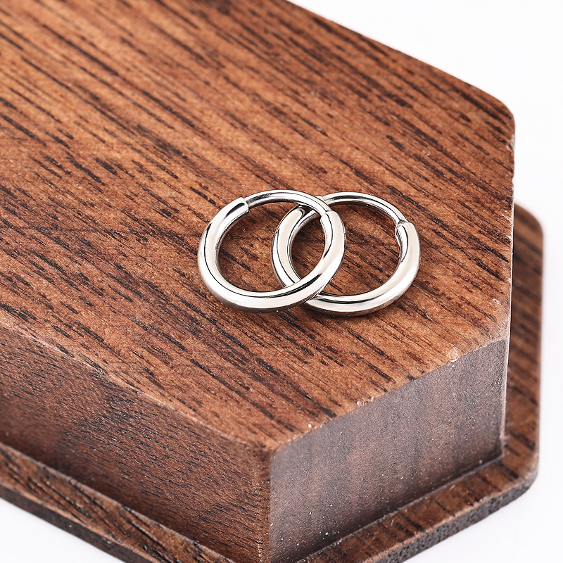 Zesen F136 Titanium Alloy One-Piece Earrings G23 Titanium Round Wire Earrings Circle Earring Ear Buckle Piercing Jewelry - Image 2