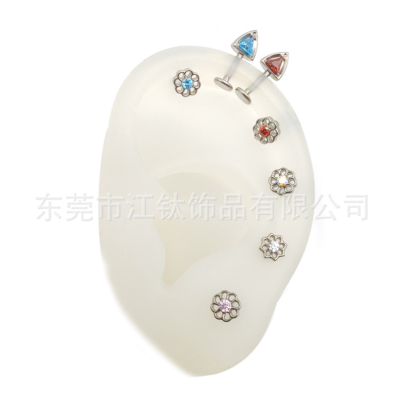 Flower-Shaped Zircon-Inlaid G23 Titanium Alloy Cartilage Earring Ear Piercing Jewelry - Image 3