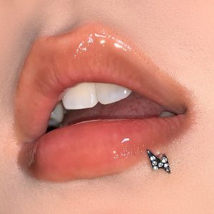 Diamond-Encrusted Lightning Lip Stud 16mm 1.2mm Titanium Steel Internally Threaded Sparkling Cartilage Ear Bone Stud Piercing Jewelry Wholesale