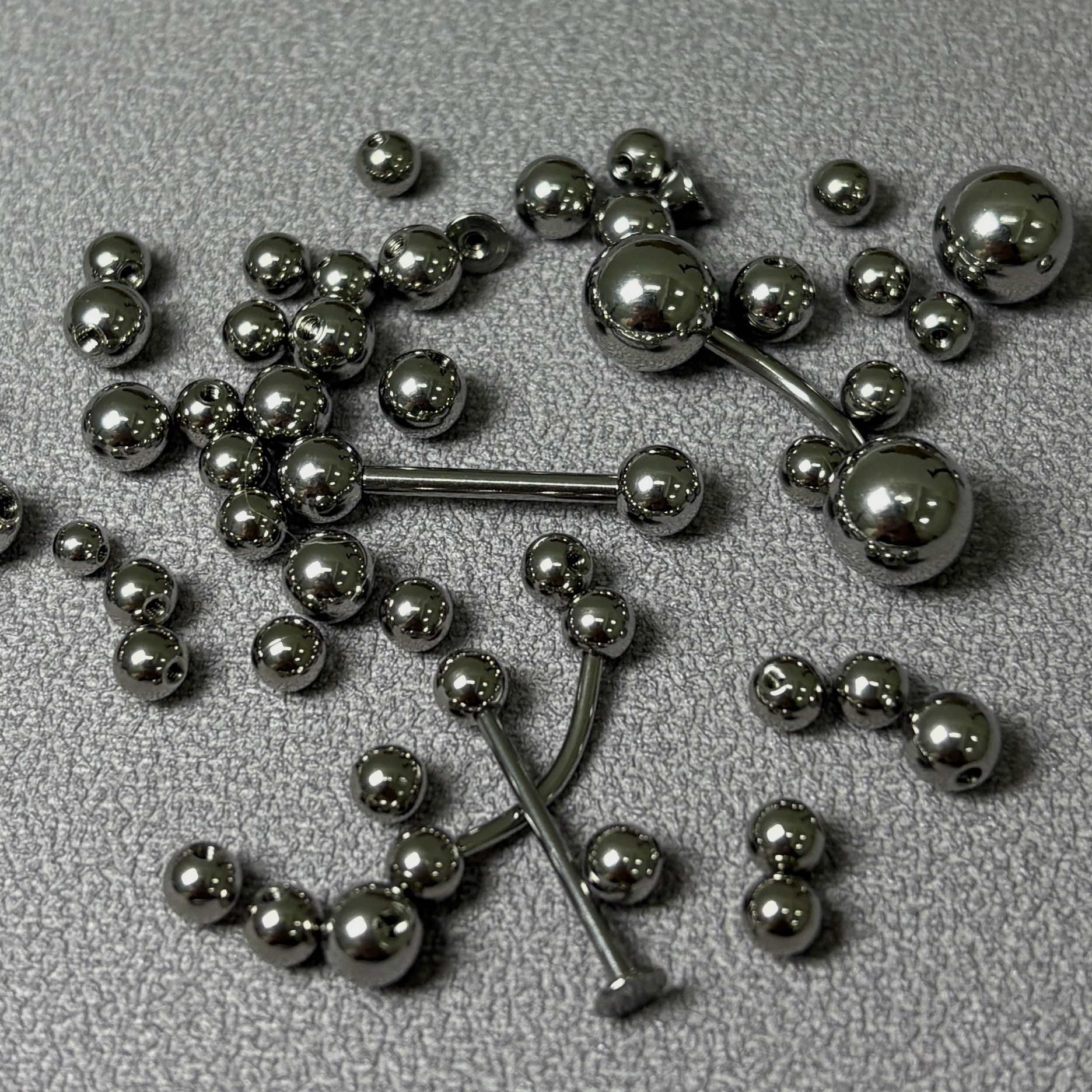 316L Titanium Steel Ball Lip Nail Tongue Nail Lip Ring Eyebrow Nail Belly Button Nail Ear Plug Universal Replacement Round Beads Wholesale - Image 4
