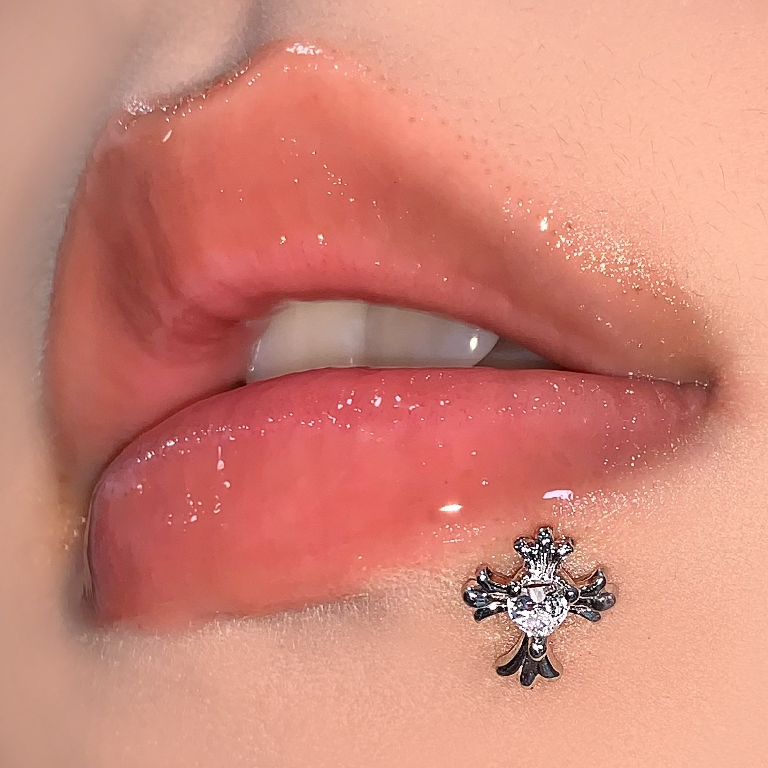 Vintage Cross 16G Lip Labret Stud CZ Zircon External Thread 316L Surgical Steel Lip Piercing Jewelry - Image 3
