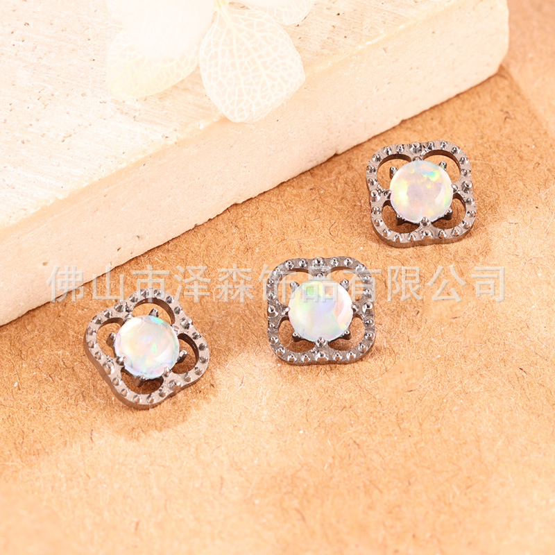 ASTM F136 Titanium Four-Leaf Clover Opal Earring Stud Lip Tongue Nail Body Piercing Jewelry Wholesale - Image 3