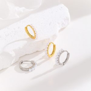 Chanel-Style Pearl Hoop Earrings for Women, Niche Retro Simple Elegant Versatile Fashion Commuter High-End Earrings