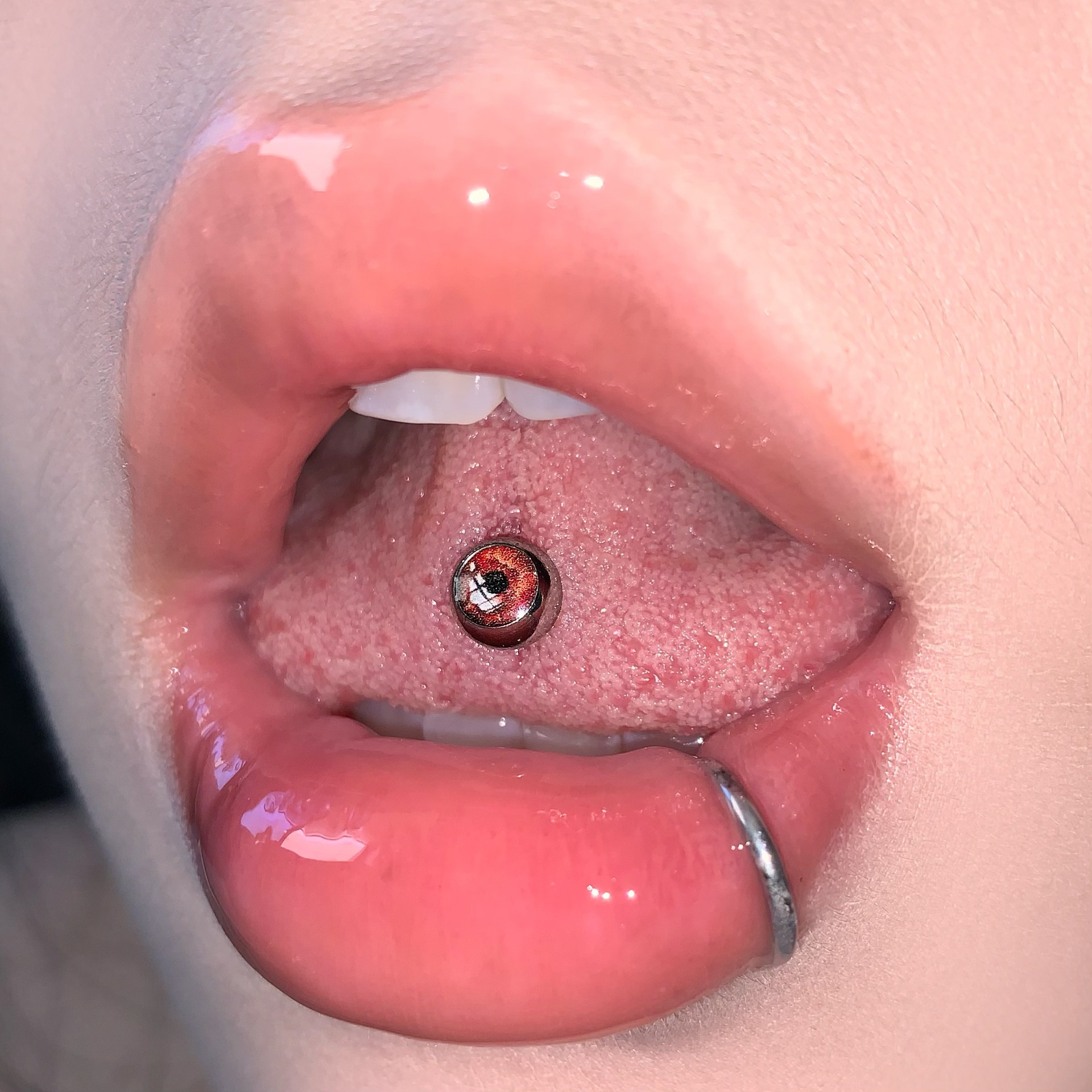 Star Vignetting Magic Eye Tongue Nail Steel Titanium External Thread Tongue Barbell Jewelry Wholesale - Image 3