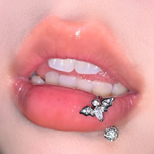 Bat Flash Diamond Lip Ring Steel Titanium Horseshoe C Lip Nail Hot Girl Piercing Jewelry Wholesale