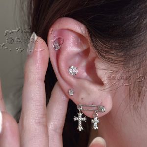 Cross Motif CZ Ear Stud 316L Surgical Steel Cartilage Piercing Jewelry