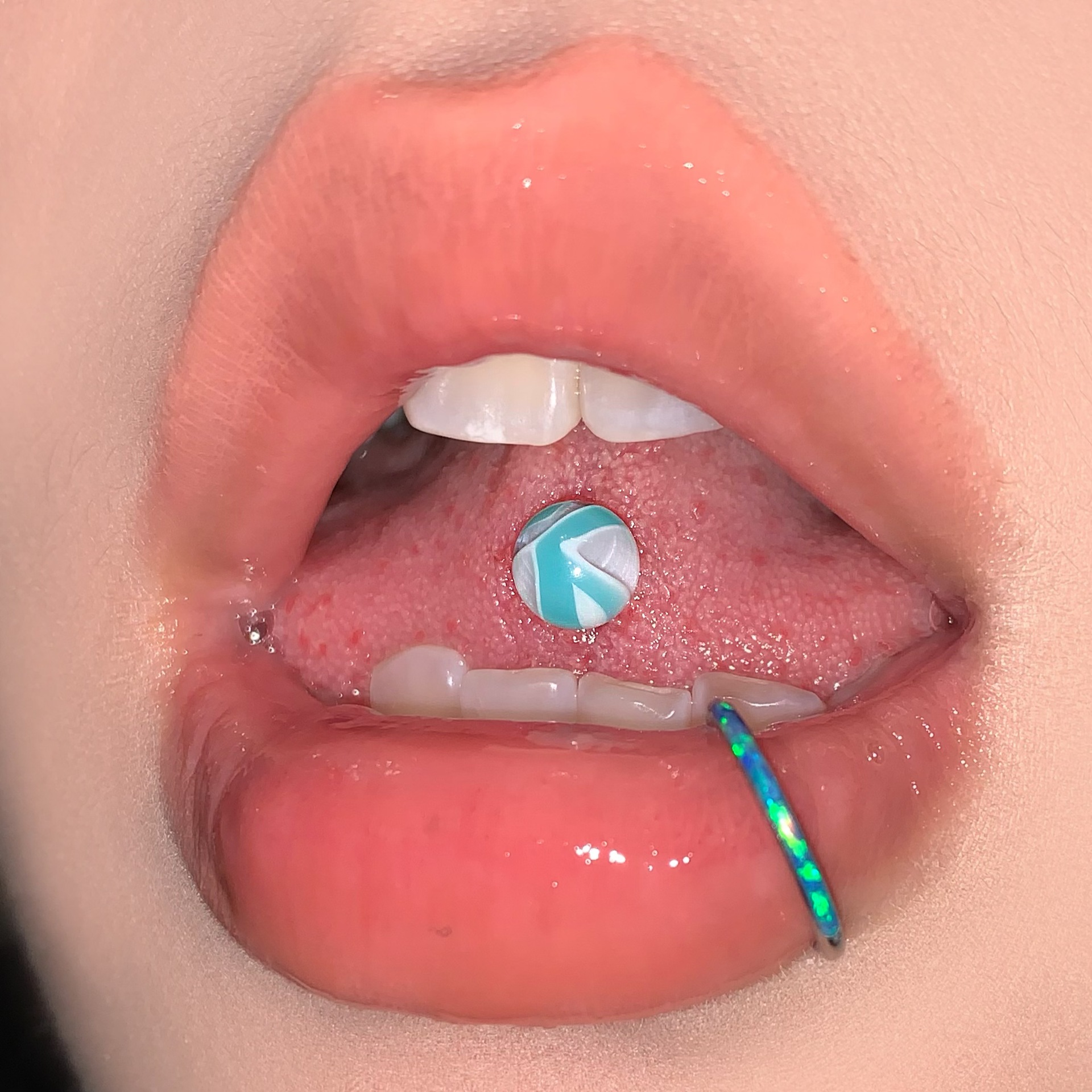 Blue Acrylic Tongue Ring with Steel Titanium External Thread Design, Niche Tongue Piercing Jewelry for Sweet and Spicy Girls - Image 2
