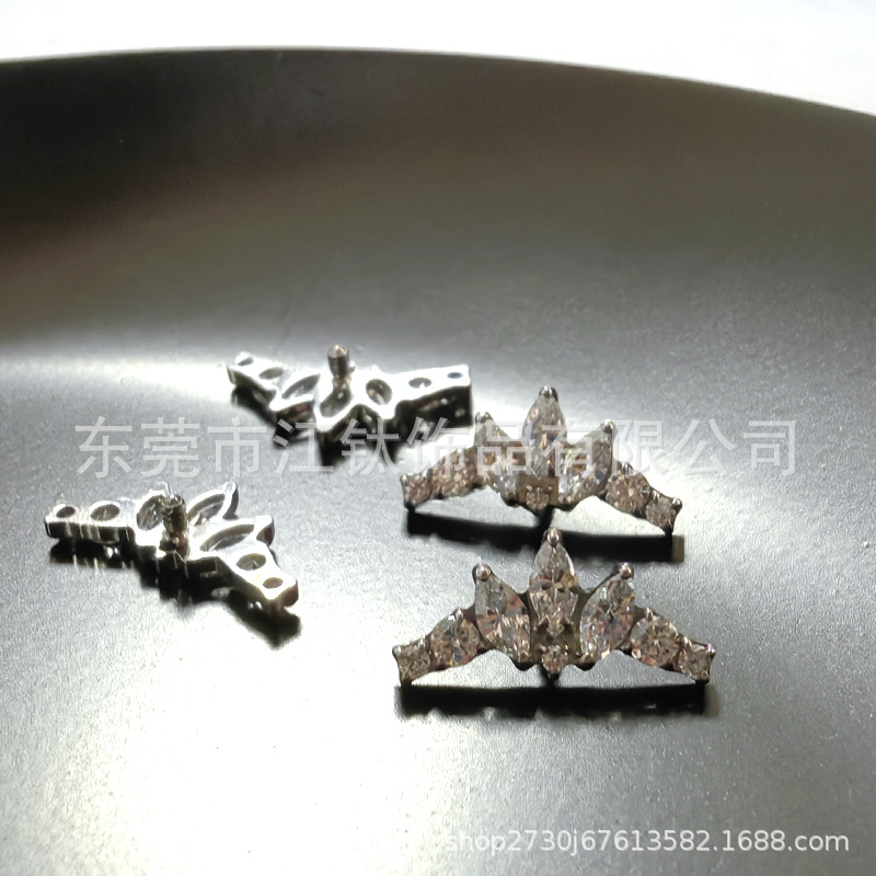 G23 Titanium ASTM F136 Crown CZ Ear Cartilage Stud - Gold 12mm - Image 3