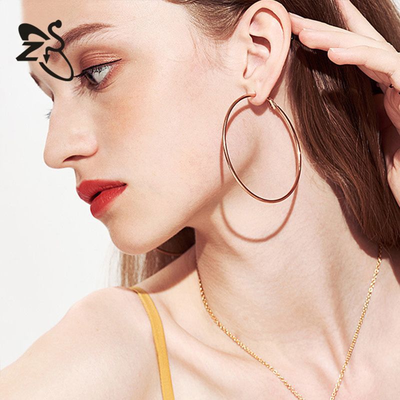European American Elegant Face-Slimming Metal Earrings Exaggerated Large Hoop Earrings Titanium Steel Earrings Wholesale - Image 3