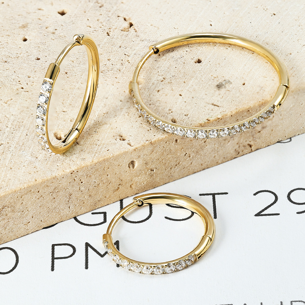 Zesen 2.5x20mm Gold Stainless Steel Carved Zircon Ear Studs 1.2mm Titanium Steel Ear Buckle 1.6mm Carved Diamond Earrings - Image 4