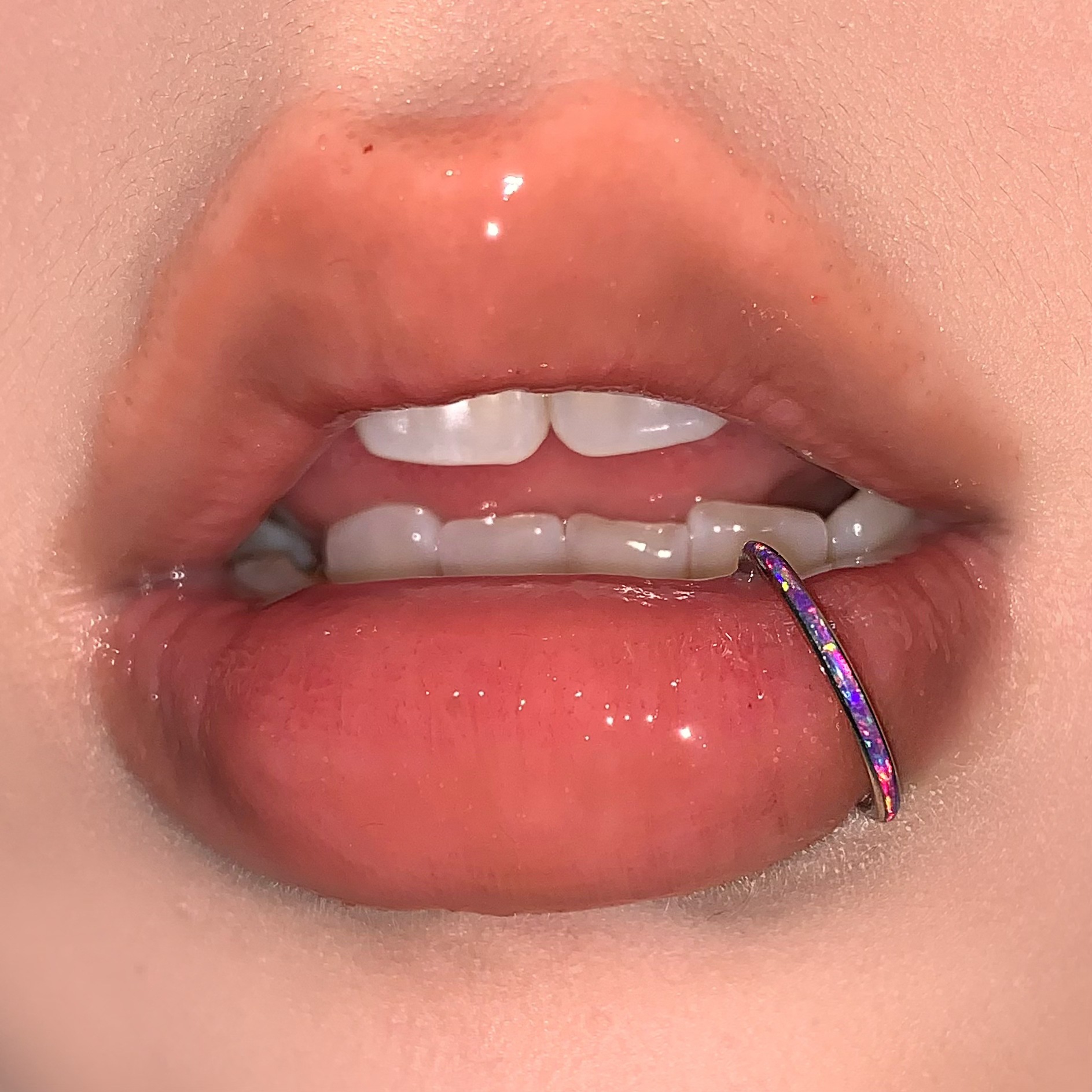 4-Color Opal Lip Ring Seamless Hoop 316L Surgical Steel Lip Piercing Jewelry - Image 2