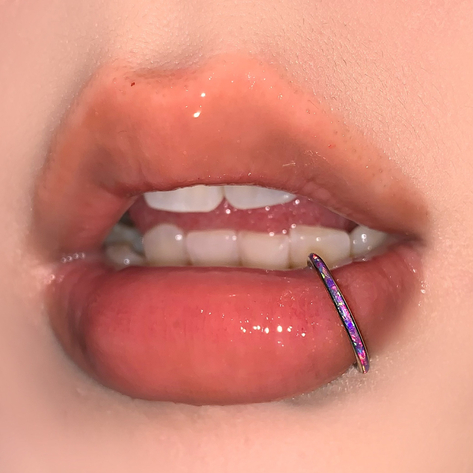 4-Color Opal Lip Ring Seamless Hoop 316L Surgical Steel Lip Piercing Jewelry - Image 4