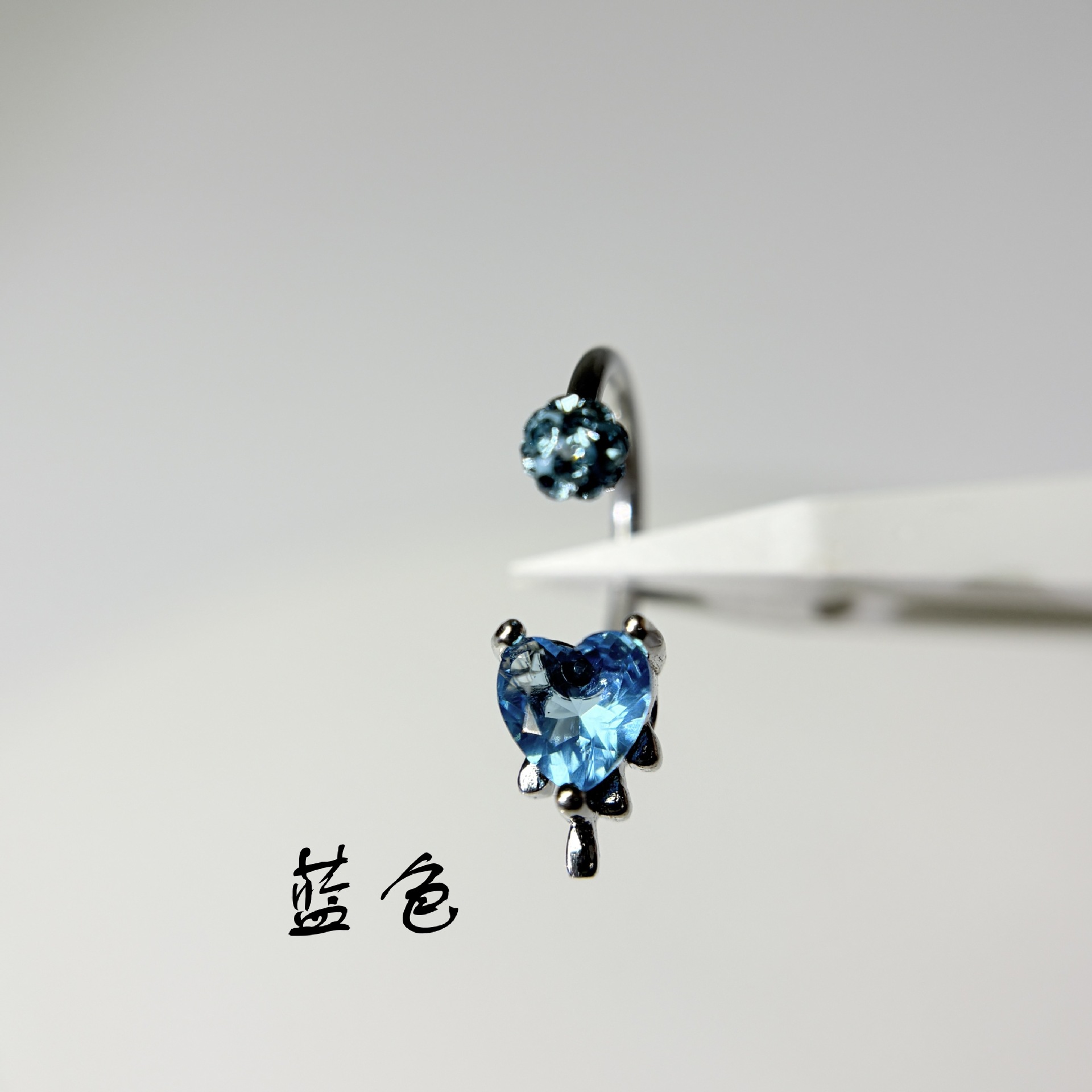 4-Color Starburst Heart Diamond Lip Ring Titanium Steel Horseshoe Ring Ear Bone Ring Outer Tooth Piercing Jewelry Wholesale - Image 3