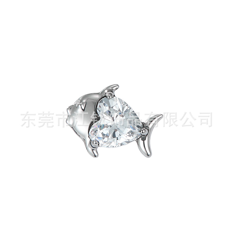 G23 Titanium Heart-Shaped Fish Ear Cuff with Dolphin Design, CZ Zircon Inlaid Cartilage Piercing Jewelry - Image 4