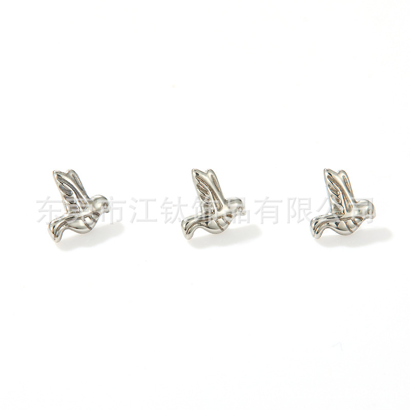 JT573 G23 Titanium Pigeon Ear Stud Ear Piercing Jewelry Animal Cartilage Earring Gold - Image 5