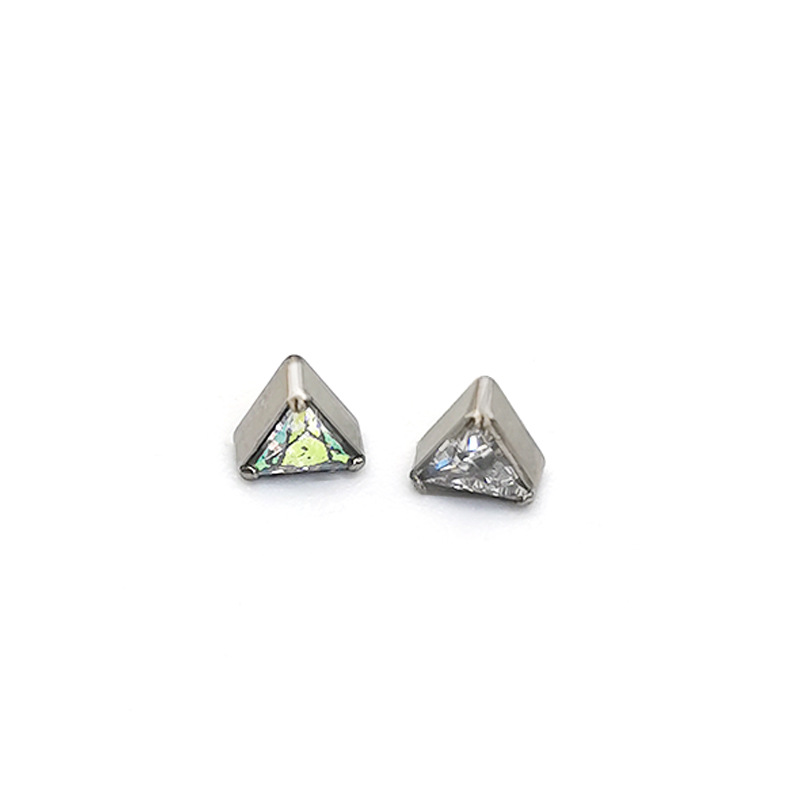 F136 Triangular Lip Nail Ear Bone Nail Zircon G23 Titanium Alloy Ear Nail Customized Piercing Jewelry - Image 5
