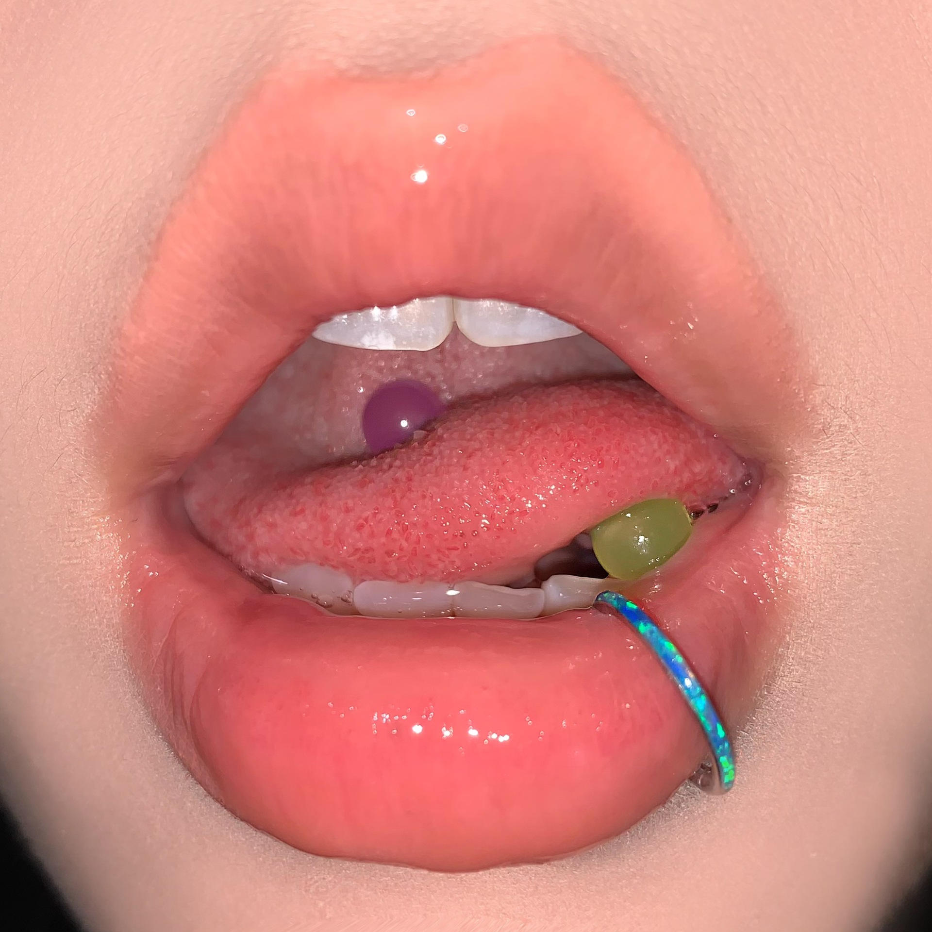 Luminous Double Color Acrylic Tongue Barbell Stainless Steel External Thread Tongue Piercing Jewelry for Women Men - Image 2