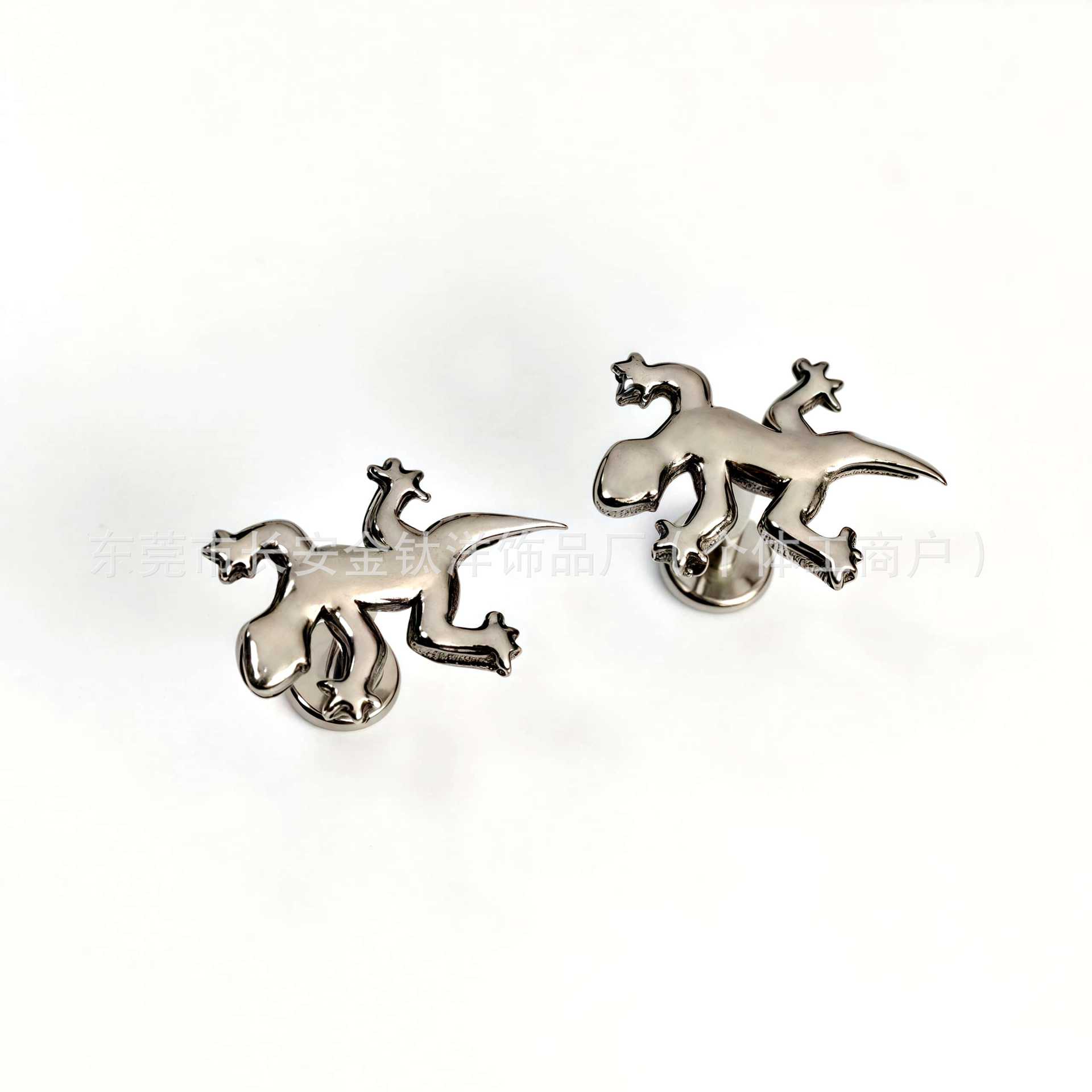 F136 Titanium Gecko Funny Animal Earrings Nose Nail Ear Bone Nail Lip Nail G23 Titanium Alloy Human Puncture Jewelry - Image 3