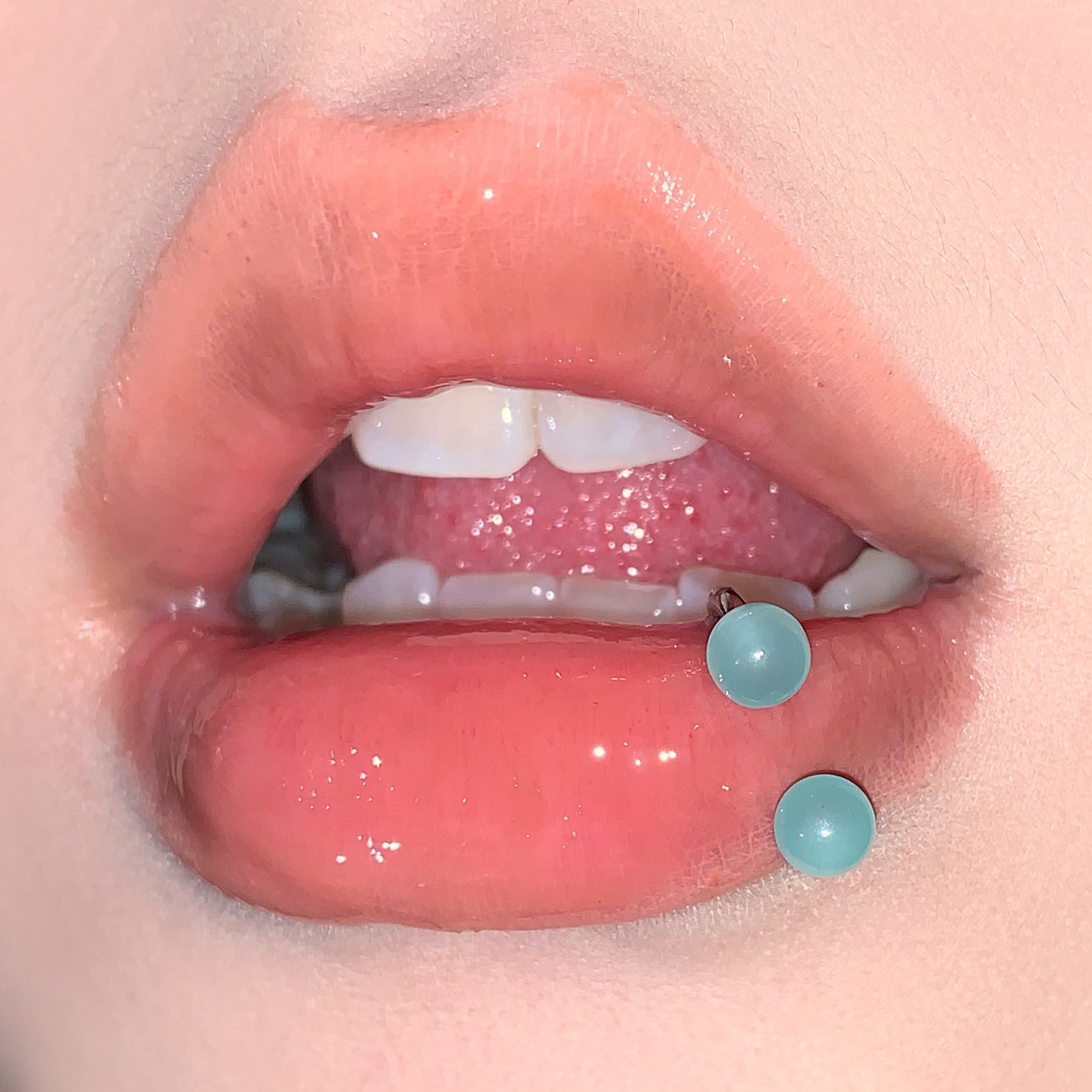 Wholesale Mint Green Lip Rings, Summer Fresh Acrylic Ear Cuffs, Titanium Steel External Thread Piercing Jewelry - Image 2