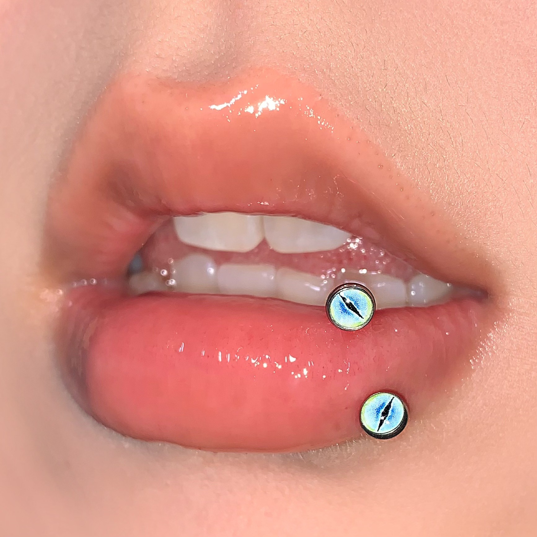 Charming Starburst Lip Ring C-Ring Internally Threaded 1.2mm 12mm 5-Color Gradient Cat Eye Magic Pupil Sexy Style - Image 4