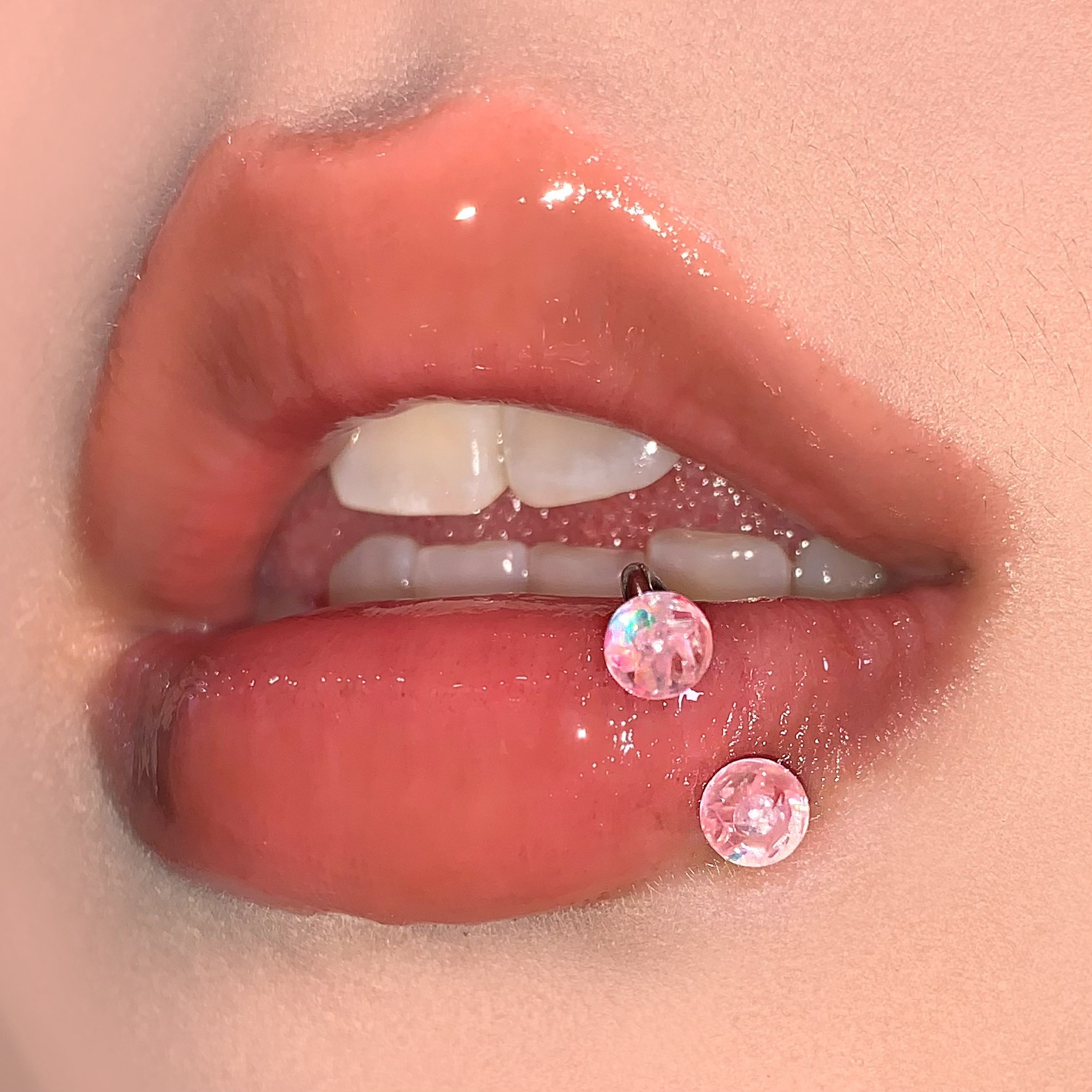 Fine Glitter Acrylic Lip Ring 5 Colors 316L Steel External Thread Lip Hoop Sexy Body Jewelry Wholesale - Image 3