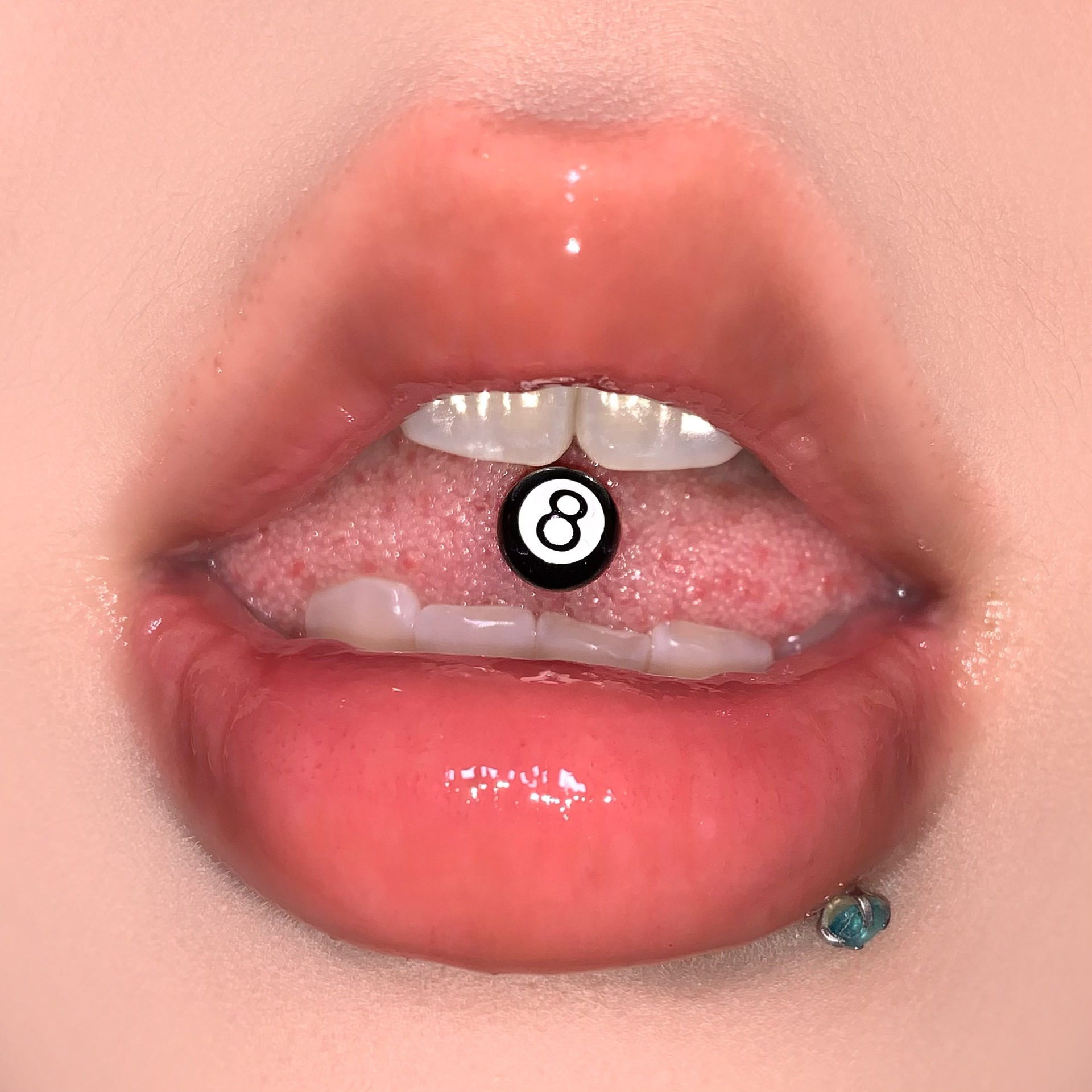 Black No.8 Billiards Tongue Nail 14G 1.6mm Titanium Steel External Thread Tongue Barbell for Drinking Can Wear, European American Personality Piercing Jewelry - Image 2